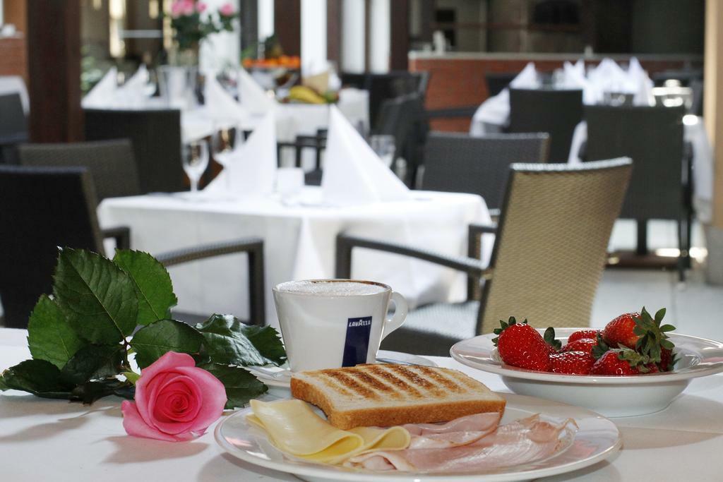 Hotel Parco Di Schoenbrunn Vienna City レストラン 写真